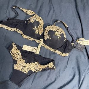 Italian bra and panty set